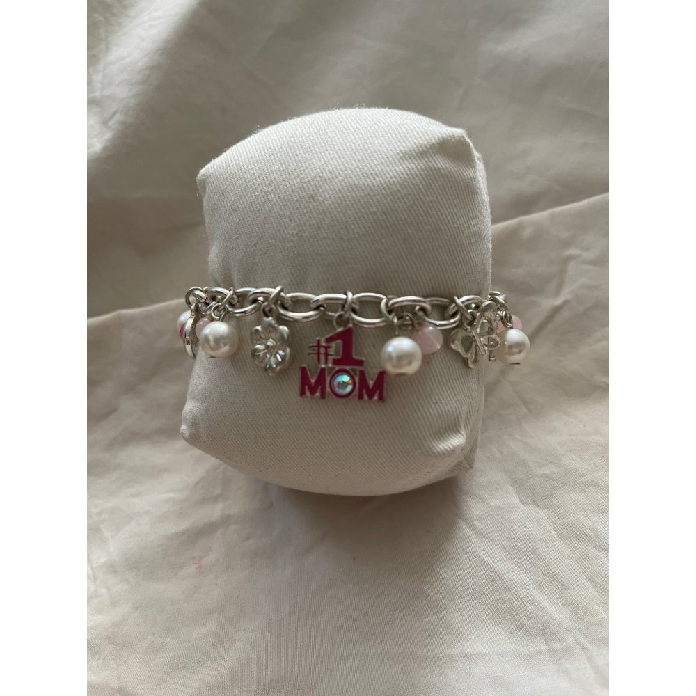 #1 Mom Silver Tone Pink/White Chain Link Charm Bracelet - Picture 11 of 13